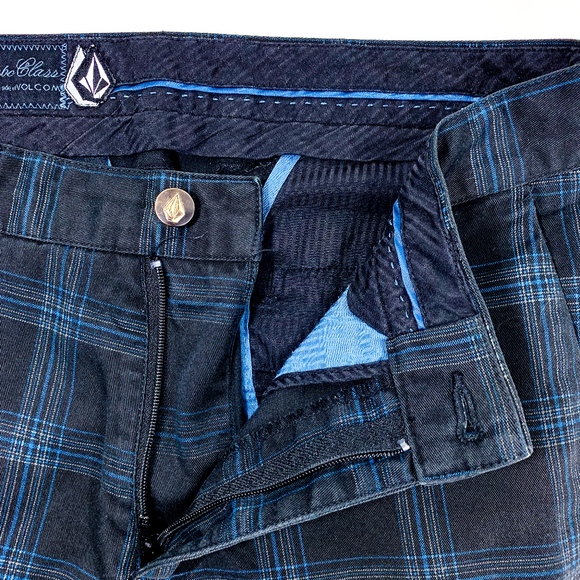 Volcom Corpo Class Black Plaid Dress Short Size 30 - Picture 5 of 7